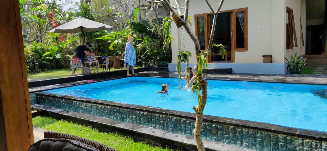 Medewi Beach Inn Pulukan Exterior photo